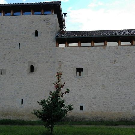 Casa Torre Cantoblanco Barron Bagian luar foto